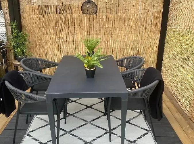 Maison De Mags & Mags Willow Lanouaille