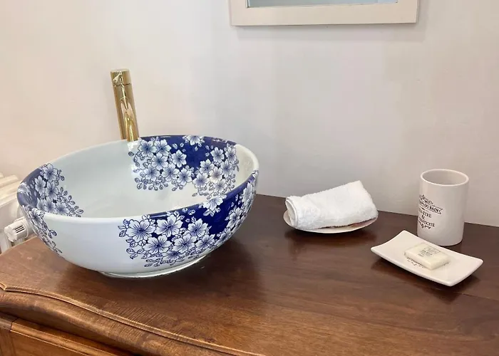 Maison De Mags & Mags Willow Bed & Breakfast